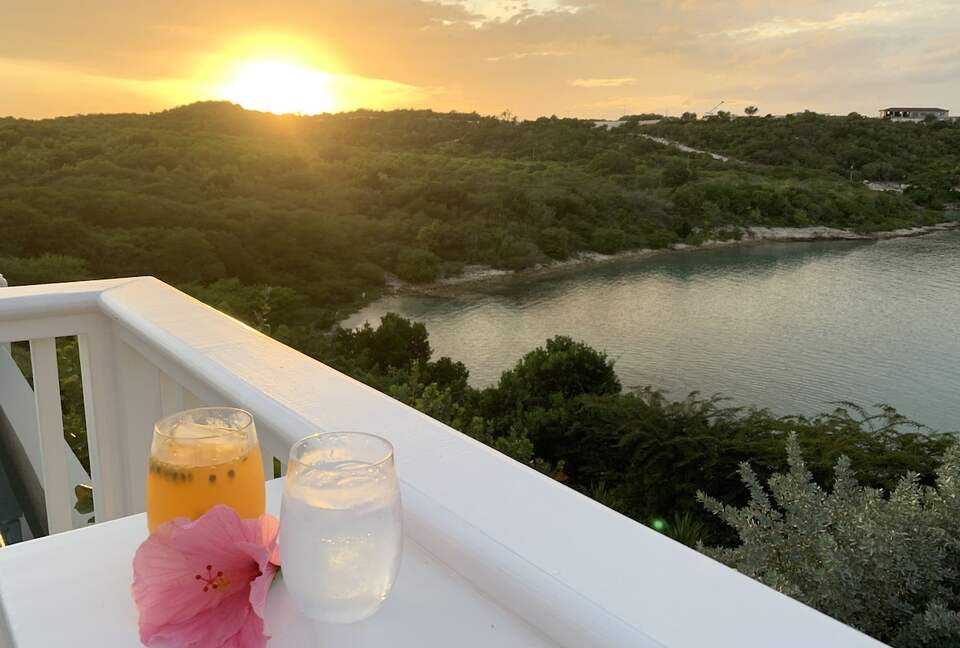 Beautiful 4 Bedroom Waterfront villa in Long Bay, Antigua - St philip's Parish, Antigua and Barbuda