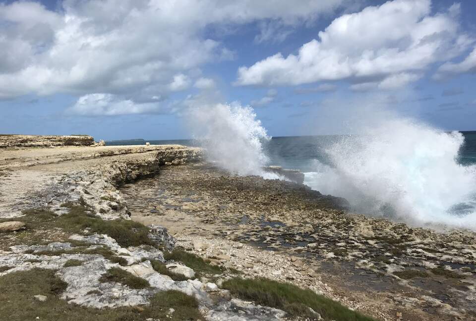 Beautiful 4 Bedroom Waterfront villa in Long Bay, Antigua - St philip's Parish, Antigua and Barbuda