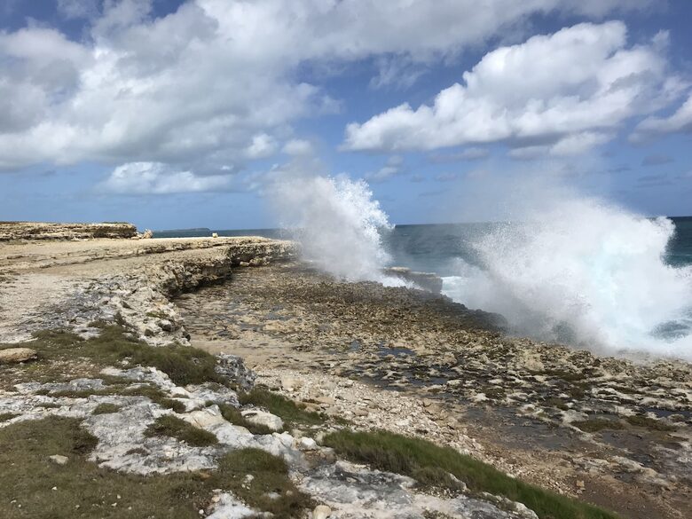 Beautiful 4 Bedroom Waterfront villa in Long Bay, Antigua - St philip's Parish, Antigua and Barbuda
