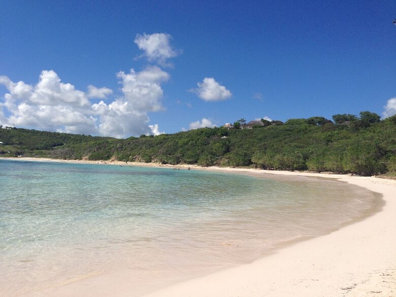 Beautiful 4 Bedroom Waterfront villa in Long Bay, Antigua - St philip's Parish, Antigua and Barbuda