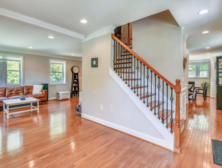 Modern Family Home in the DC Suburbs - Falls Church, Virginia