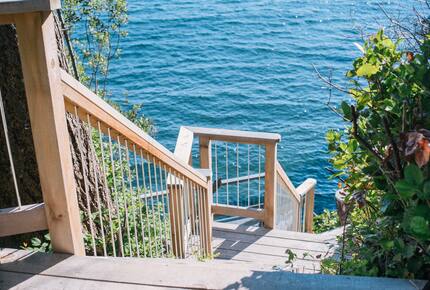 Stunning Studio Oceanfront Escape - Sooke, Canada