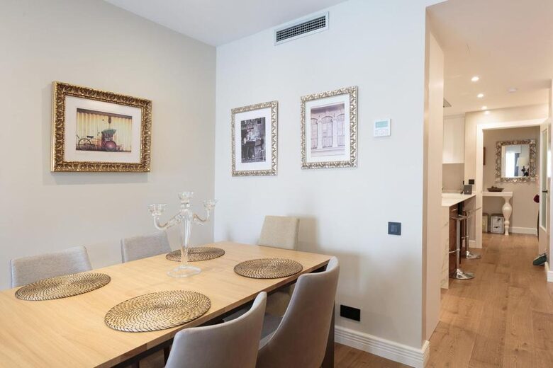 Boutique Barcelona Apartment - Barcelona, Spain