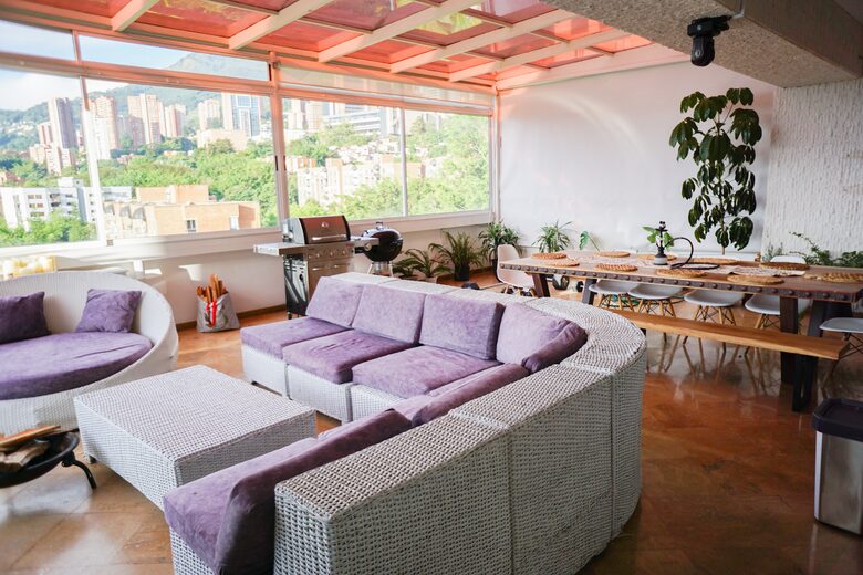 Conjunto Residencial Torre de Benares - Medellin, Colombia