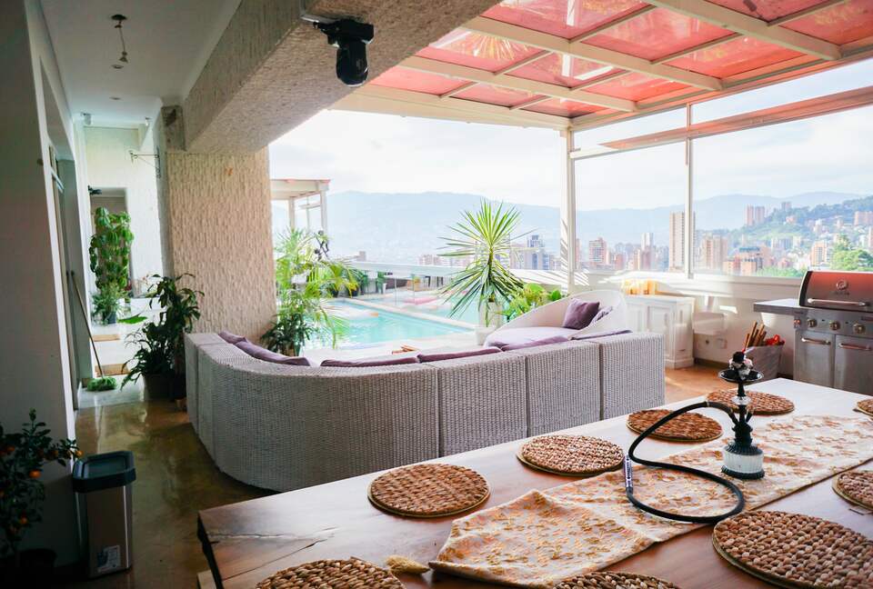 Conjunto Residencial Torre de Benares - Medellin, Colombia