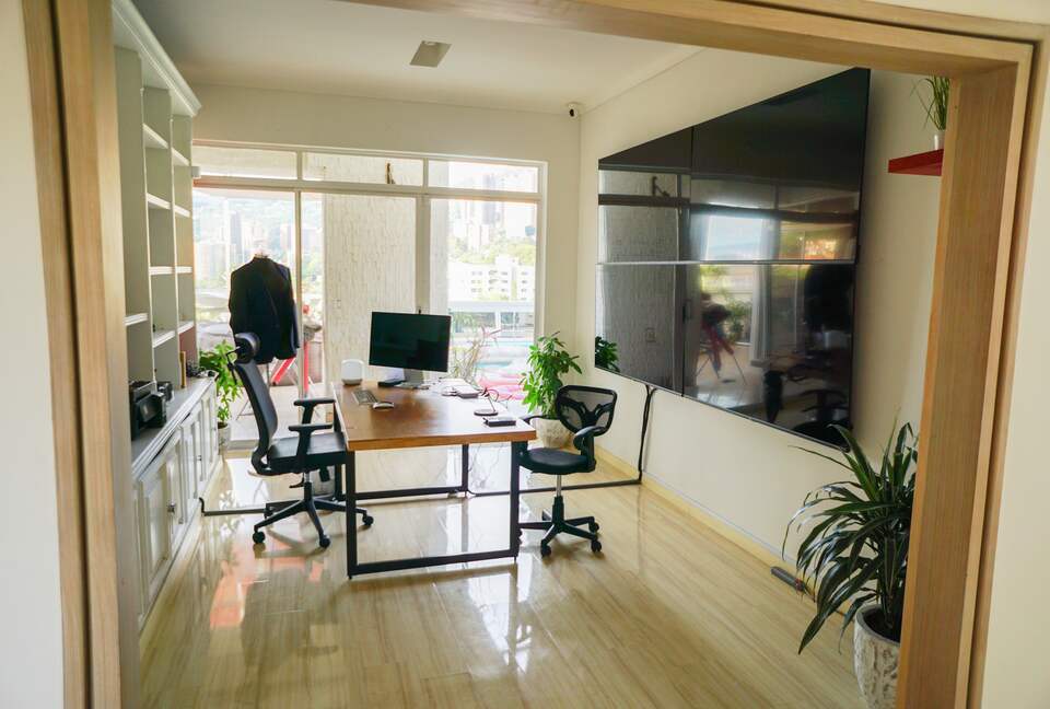 Conjunto Residencial Torre de Benares - Medellin, Colombia