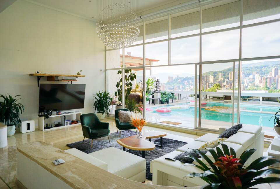 Conjunto Residencial Torre de Benares - Medellin, Colombia