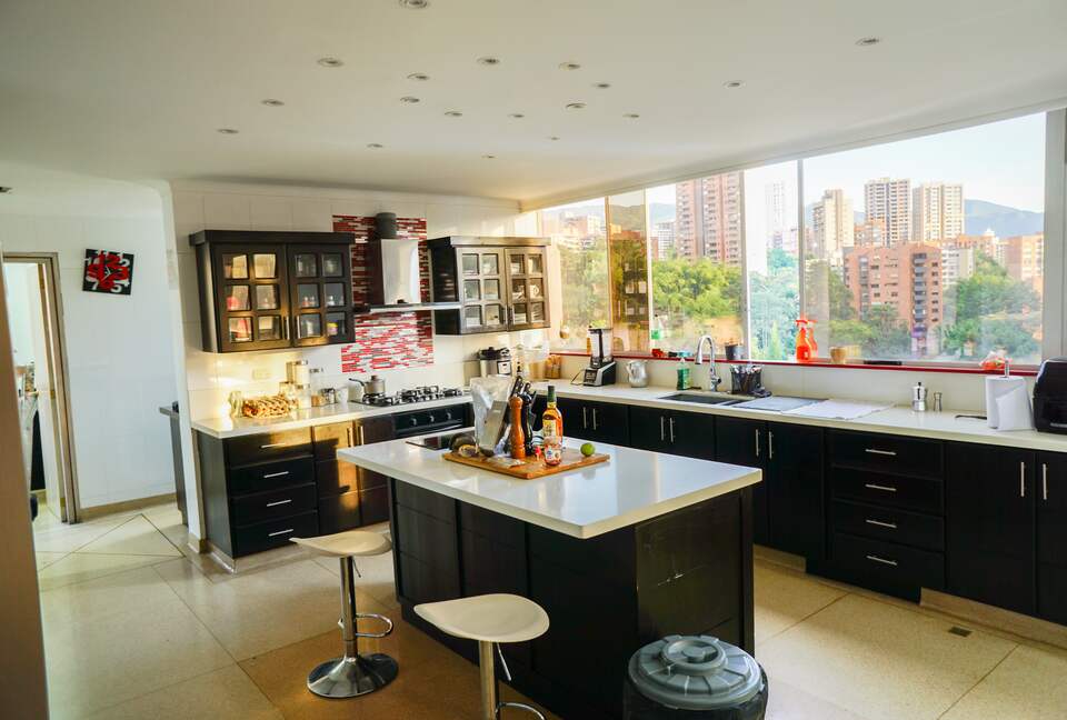 Conjunto Residencial Torre de Benares - Medellin, Colombia