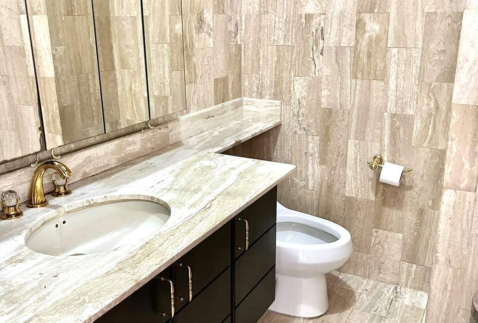 Conjunto Residencial Torre de Benares - Medellin, Colombia