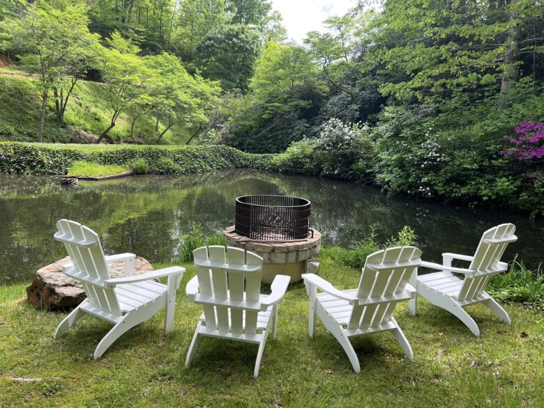 Chalet Lodge - Whittier, North Carolina