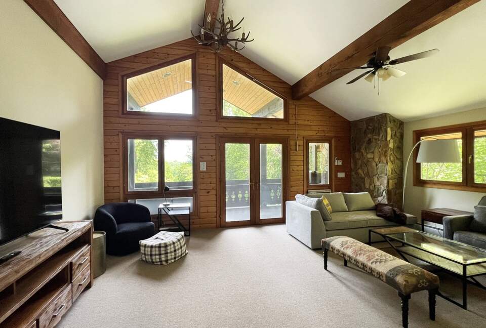 Chalet Lodge - Whittier, North Carolina