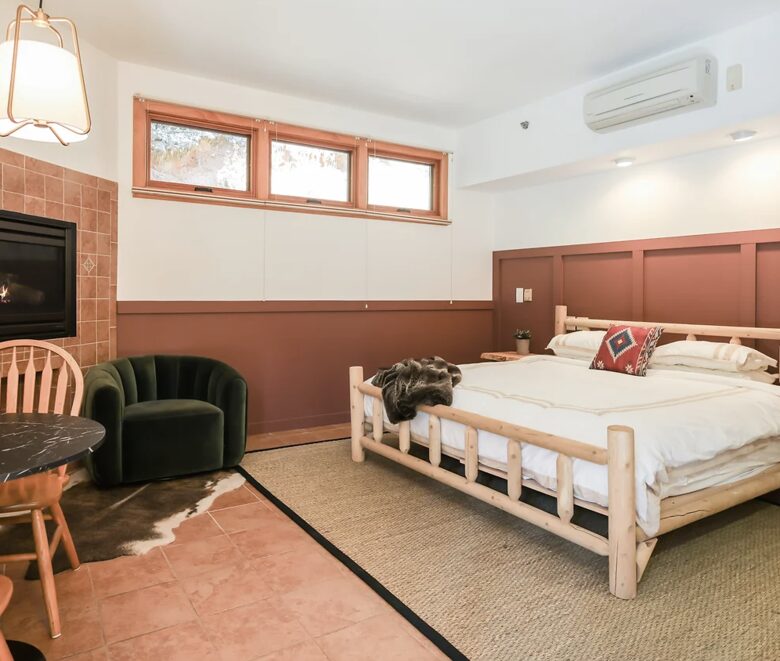 Chalet Lodge - Whittier, North Carolina