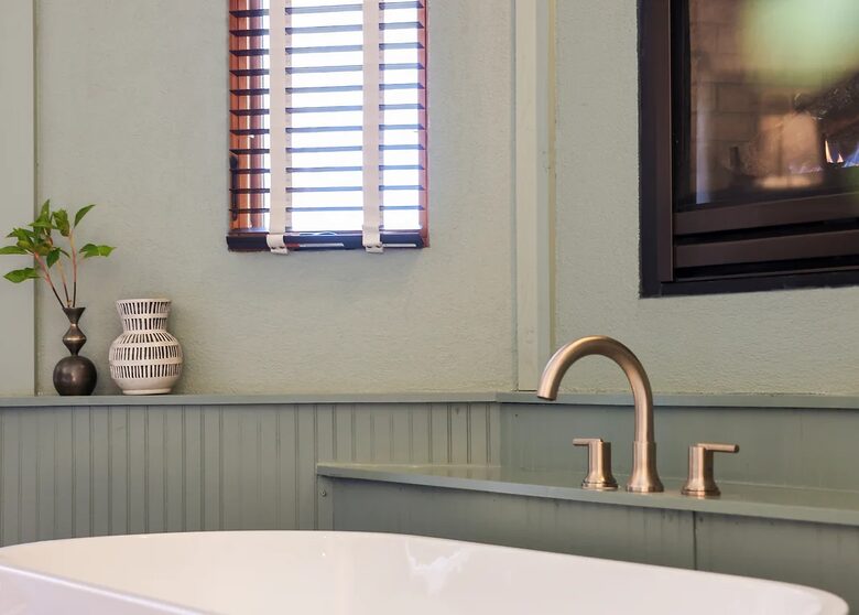 Chalet Lodge - Whittier, North Carolina