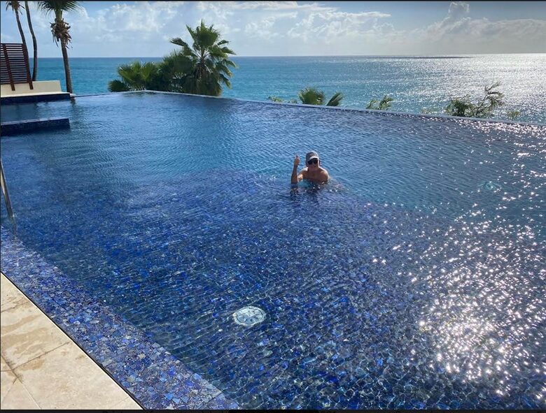 The Cliff Luxury Oceanfront Condo w/ Private Beach - Cupecoy, Sint Maarten (Dutch part)