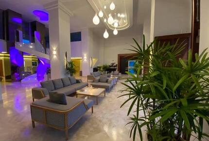 The Cliff Luxury Oceanfront Condo w/ Private Beach - Cupecoy, Sint Maarten (Dutch part)