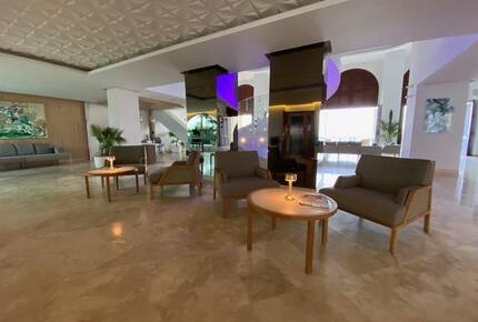 The Cliff Luxury Oceanfront Condo w/ Private Beach - Cupecoy, Sint Maarten (Dutch part)