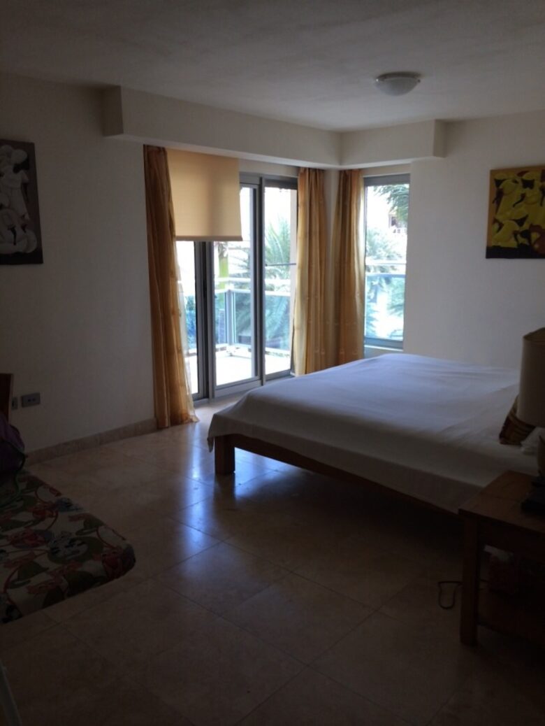 The Cliff Luxury Oceanfront Condo w/ Private Beach - Cupecoy, Sint Maarten (Dutch part)