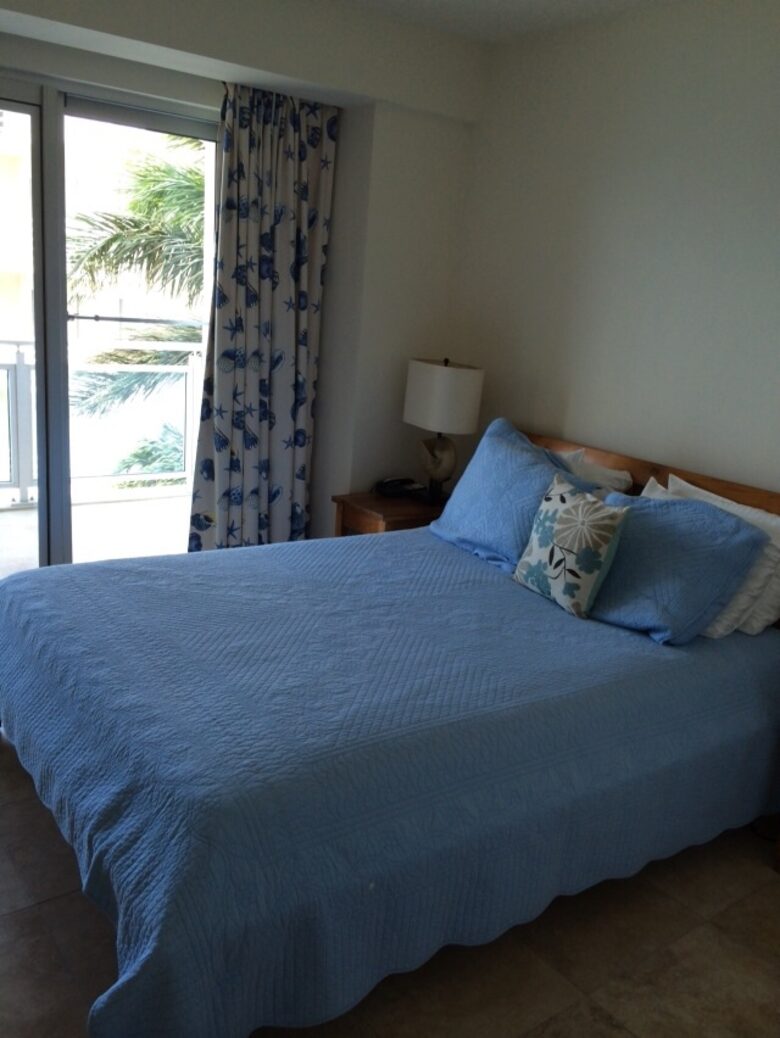 The Cliff Luxury Oceanfront Condo w/ Private Beach - Cupecoy, Sint Maarten (Dutch part)