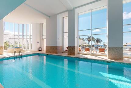 The Cliff Luxury Oceanfront Condo w/ Private Beach - Cupecoy, Sint Maarten (Dutch part)