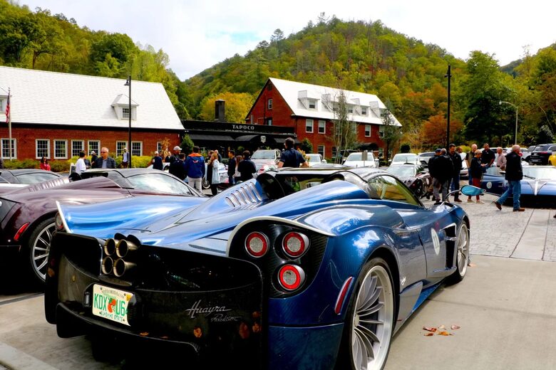 Hemlock - A beautiful rustic room at Historic Tapoco Lodge (EH) - Robbinsville, North Carolina