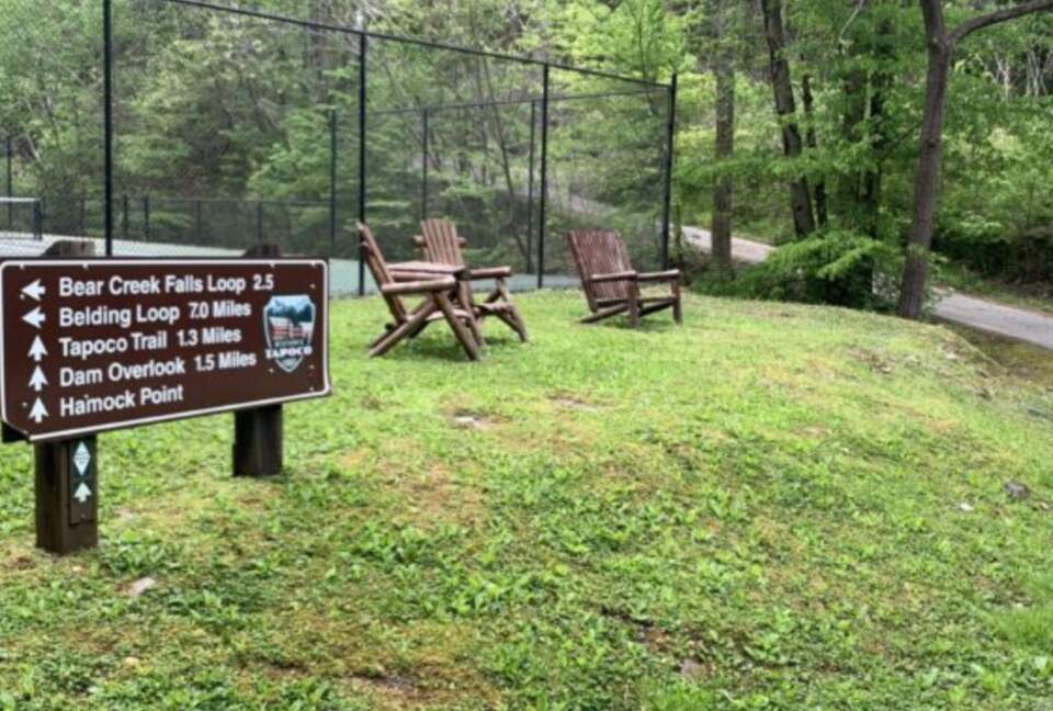 Hemlock - A beautiful rustic room at Historic Tapoco Lodge (EH) - Robbinsville, North Carolina