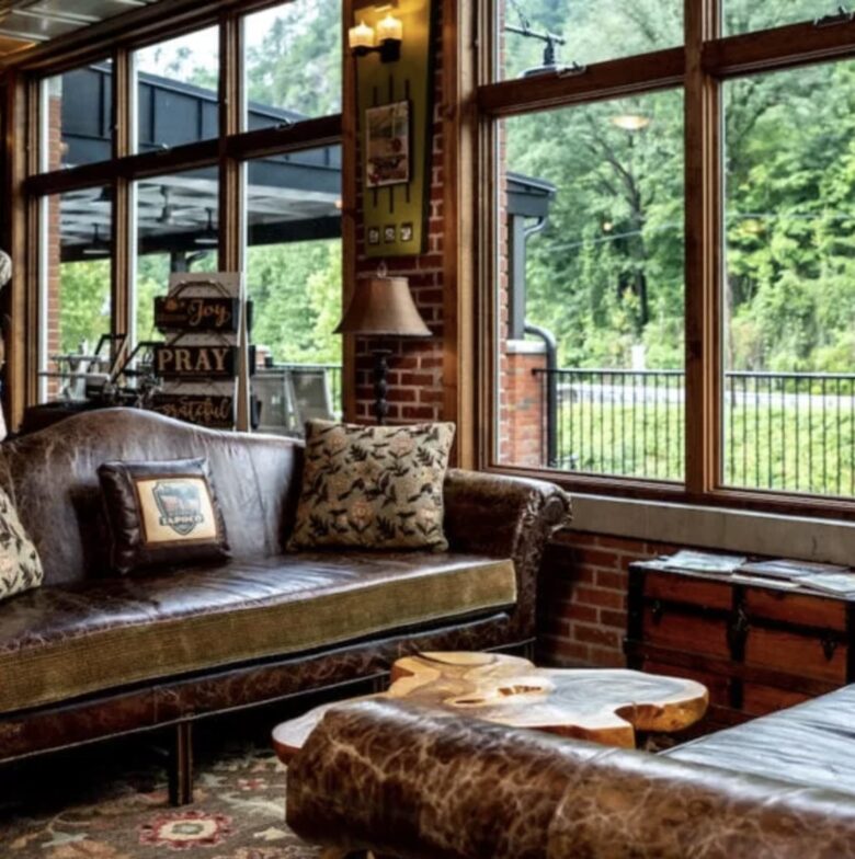 Hemlock - A beautiful rustic room at Historic Tapoco Lodge (EH) - Robbinsville, North Carolina