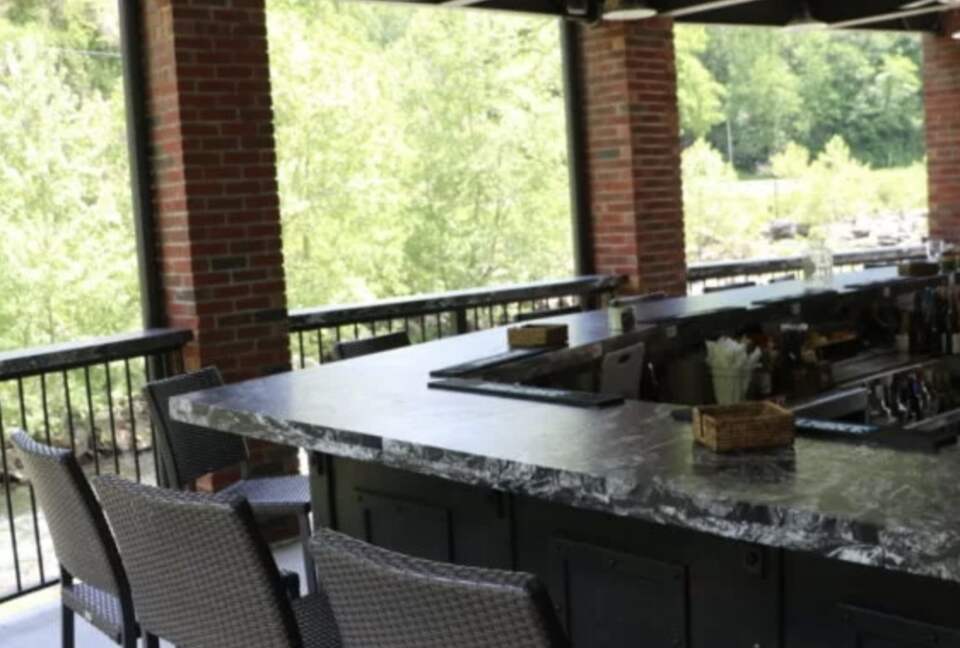 Hemlock - A beautiful rustic room at Historic Tapoco Lodge (EH) - Robbinsville, North Carolina