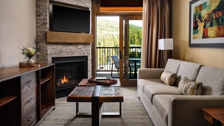 Northstar Lodge, Lake Tahoe - Two-Bedroom Residence with Den - Truckee, California