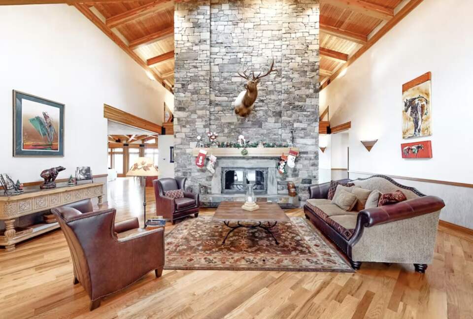 High Road Estate - Kalispell, Montana