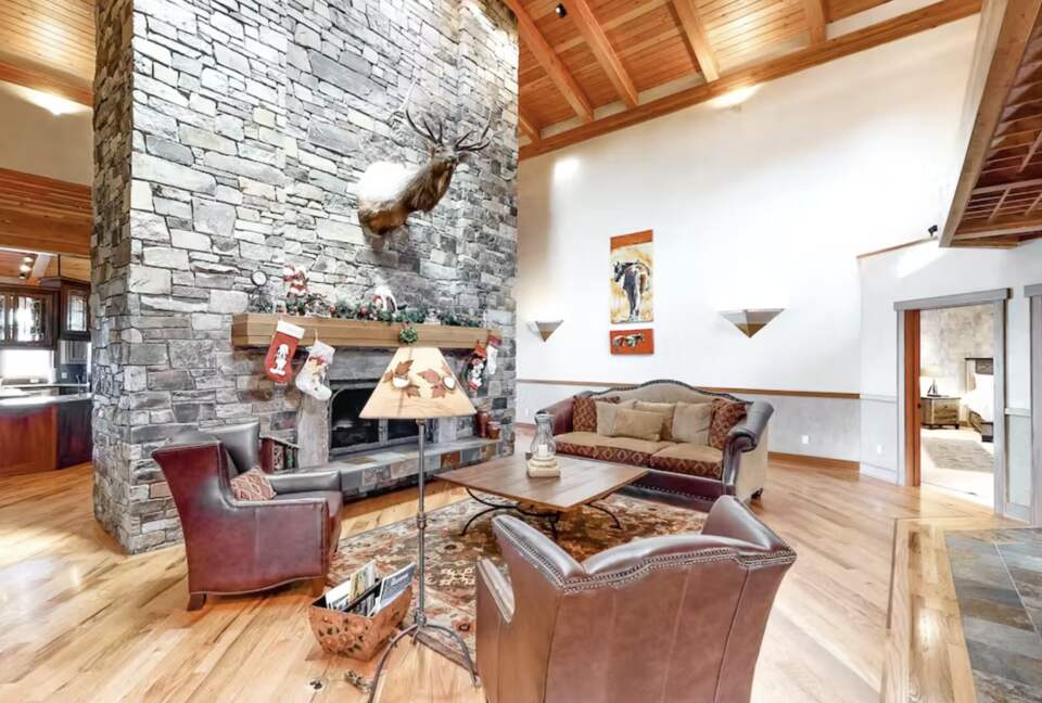 High Road Estate - Kalispell, Montana