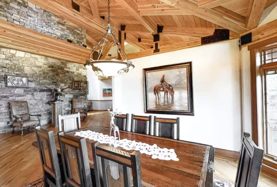 High Road Estate - Kalispell, Montana