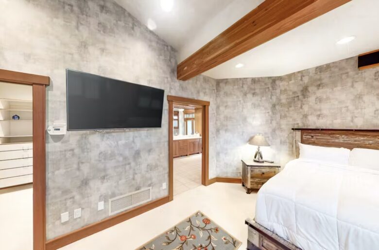 High Road Estate - Kalispell, Montana