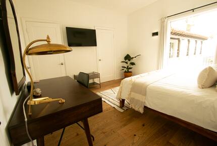 Venice Beachfront Getaway on the Boardwalk - Los Angeles, California