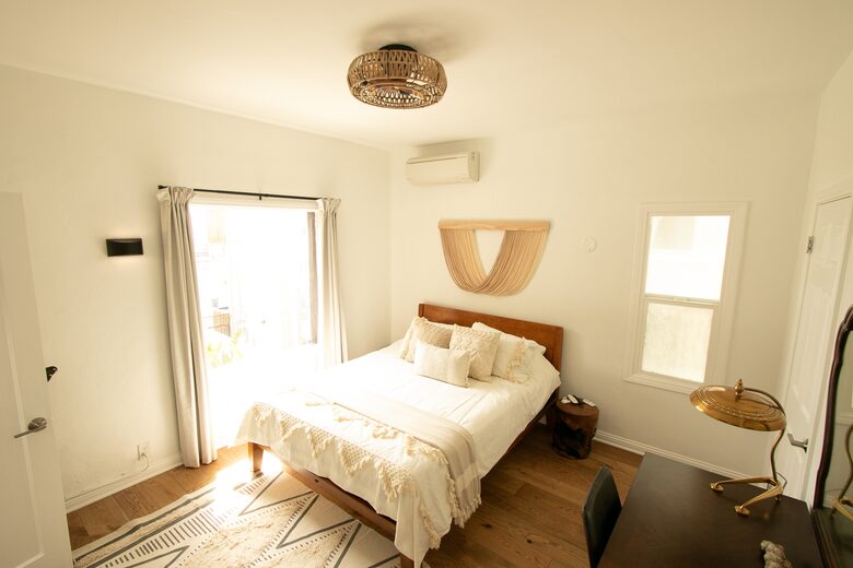 Venice Beachfront Getaway on the Boardwalk - Los Angeles, California