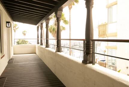 Venice Beachfront Getaway on the Boardwalk - Los Angeles, California