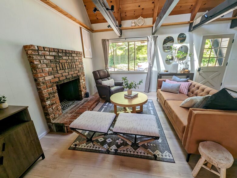 Modern Cabin in Blue Lake Springs - Arnold, California