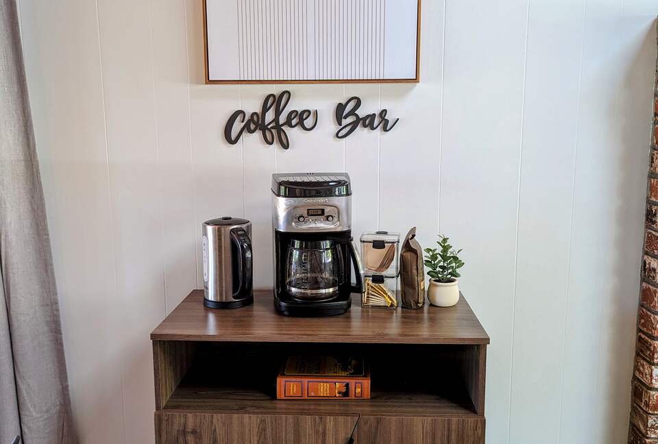 Modern Cabin in Blue Lake Springs - Arnold, California