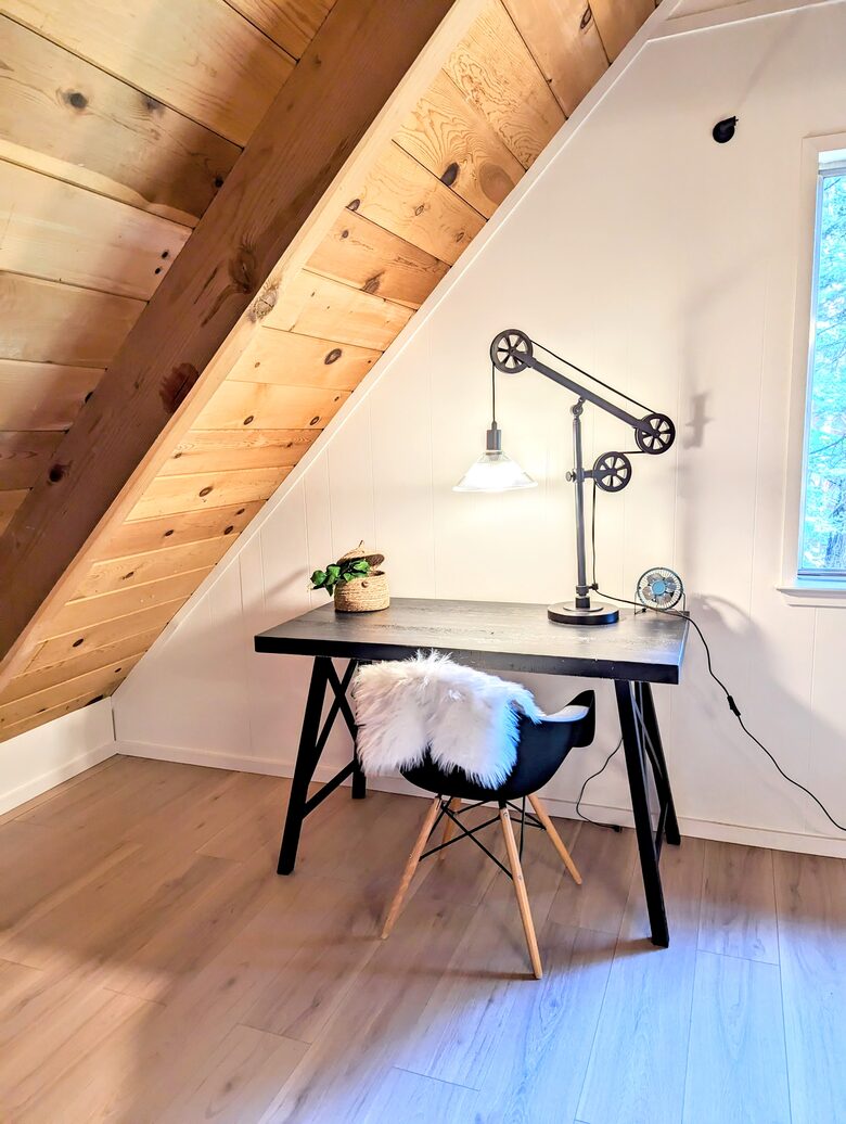 Modern Cabin in Blue Lake Springs - Arnold, California