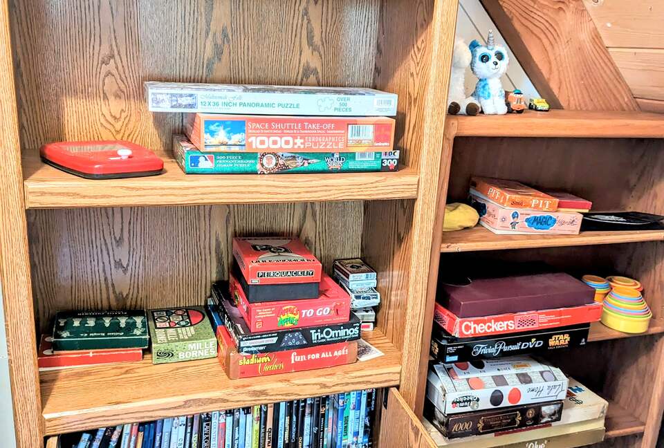 Modern Cabin in Blue Lake Springs - Arnold, California