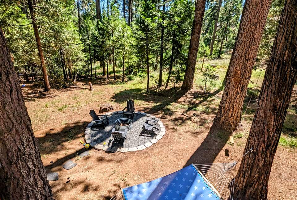 Modern Cabin in Blue Lake Springs - Arnold, California