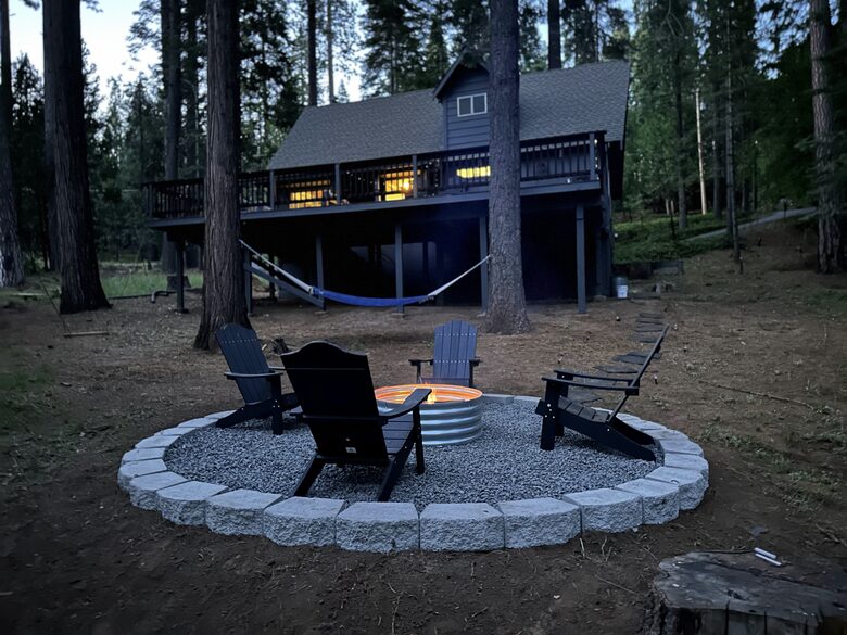 Modern Cabin in Blue Lake Springs - Arnold, California