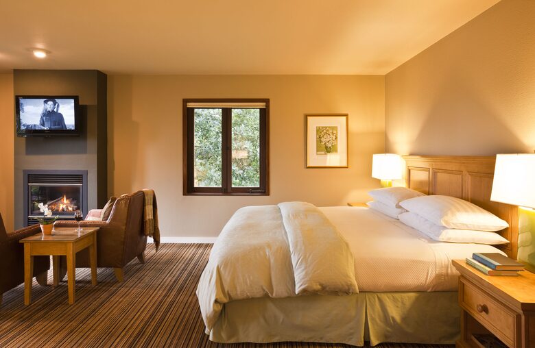 A King Room at the Brewery Gulch Inn & Spa (EH) - Mendocino, California