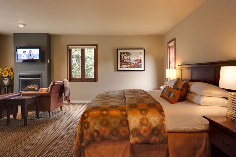 A King Room at the Brewery Gulch Inn & Spa (EH) - Mendocino, California