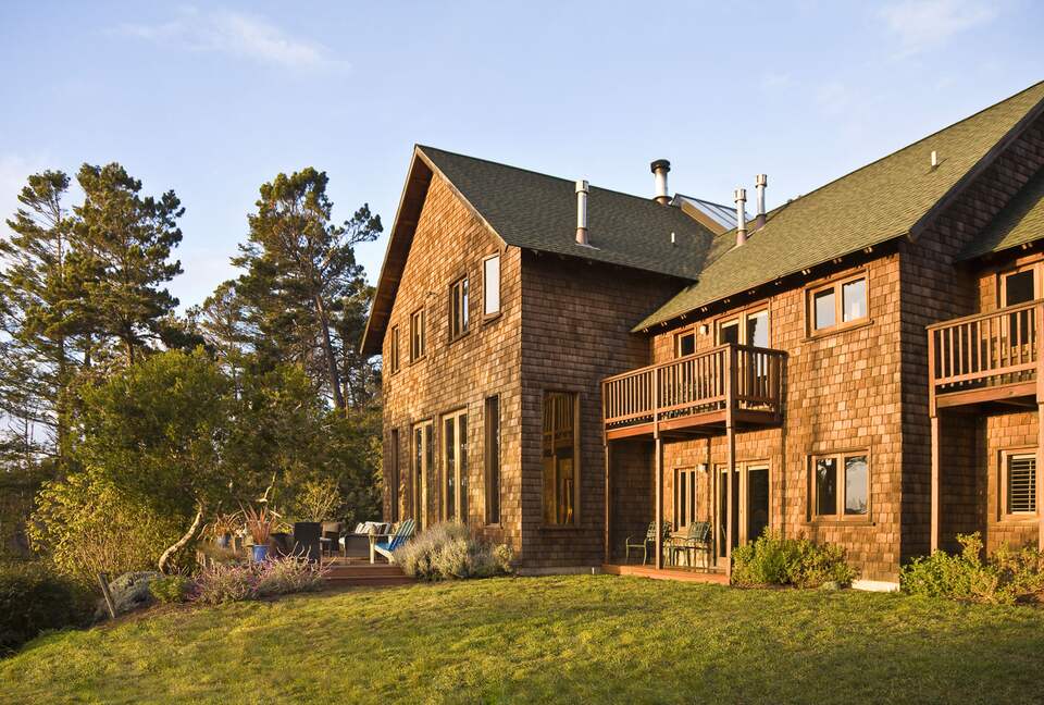 A King Room at the Brewery Gulch Inn & Spa (EH) - Mendocino, California