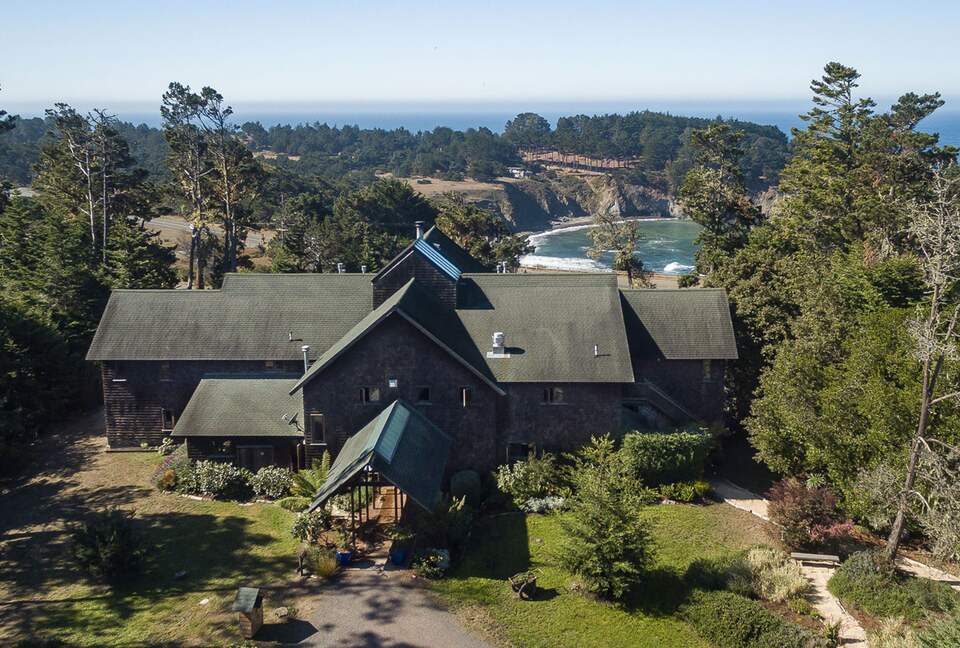 A King Room at the Brewery Gulch Inn & Spa (EH) - Mendocino, California