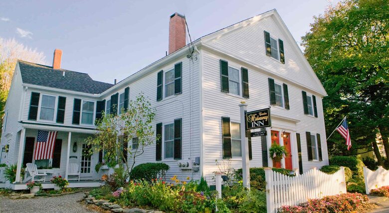 A King Room at Hartstone Inn (EH) - Camden, Maine
