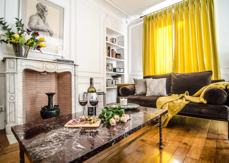 Rue du Four - Paris, France