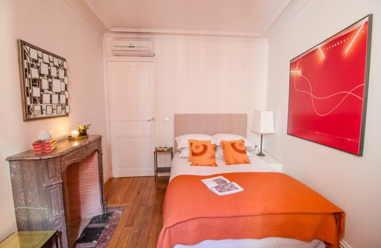 Rue du Four - Paris, France