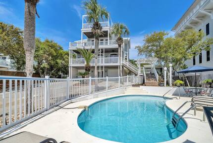 Paradise Lookout Beach Home | Private Heated Pool, 4 min walk to Beach, Amazing Views, Sky Deck - Inlet Beach, Florida