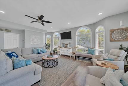 Paradise Lookout Beach Home | Private Heated Pool, 4 min walk to Beach, Amazing Views, Sky Deck - Inlet Beach, Florida